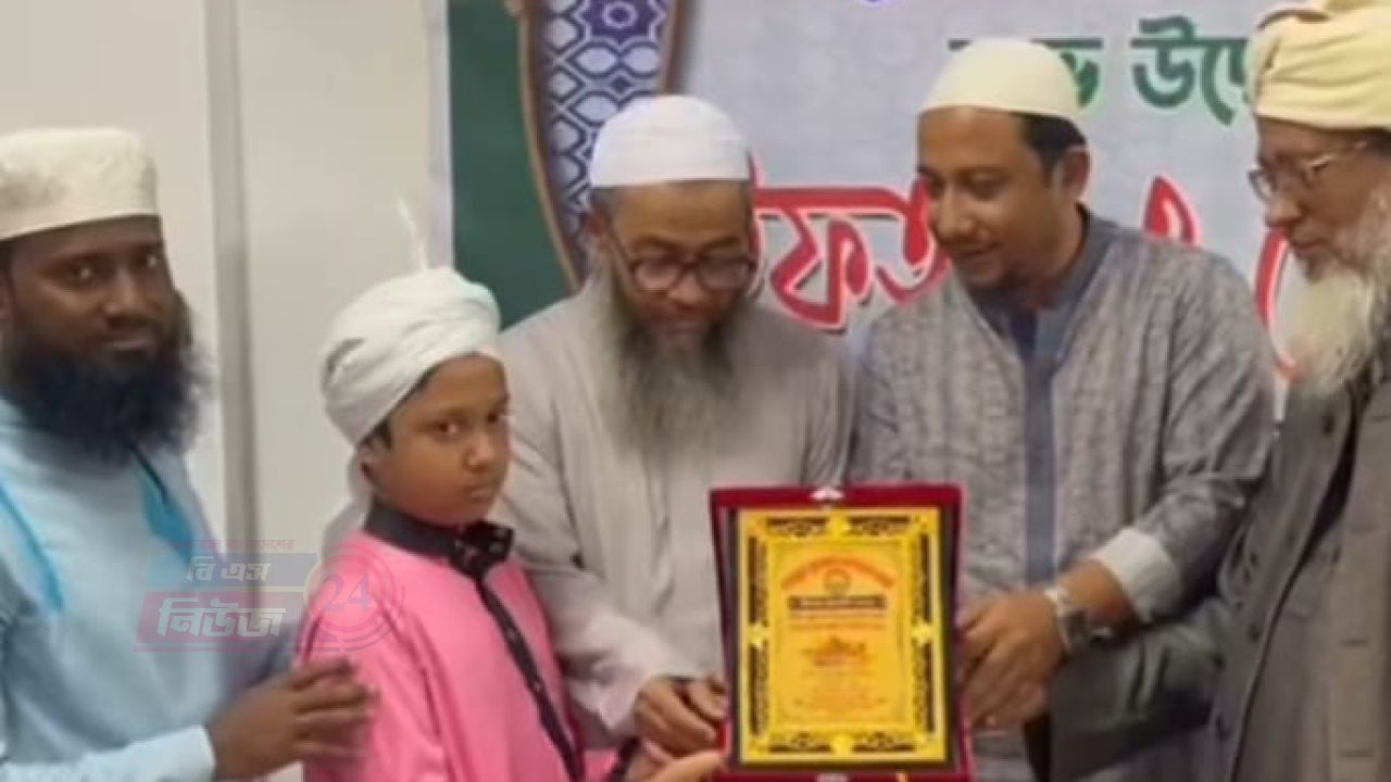 ফেনী ১৭ নং ওয়ার্ডে বায়তুল মোকাররম ইসলামিয়া মাদ্রাসা শুভ উদ্বোধন উপলক্ষে ইফতার ও দোয়া মাহফিল 