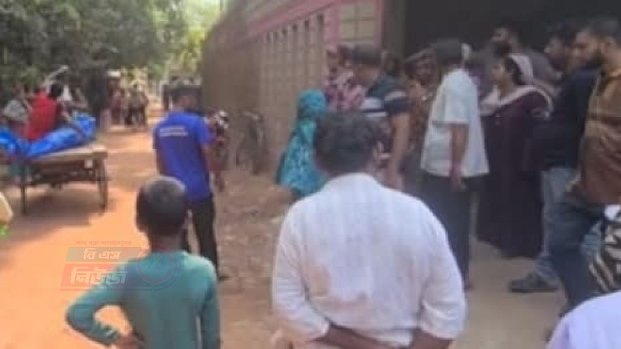 ব্যবসায়ীর বাড়ি থেকে কেয়ারটেকারের ঝুলন্ত লা/শ উদ্ধার