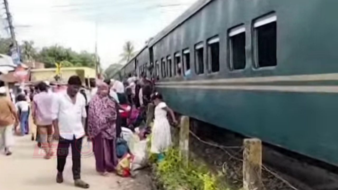 ঢাকা–ময়মনসিংহের রুটে ট্রেন চলাচল বন্ধ