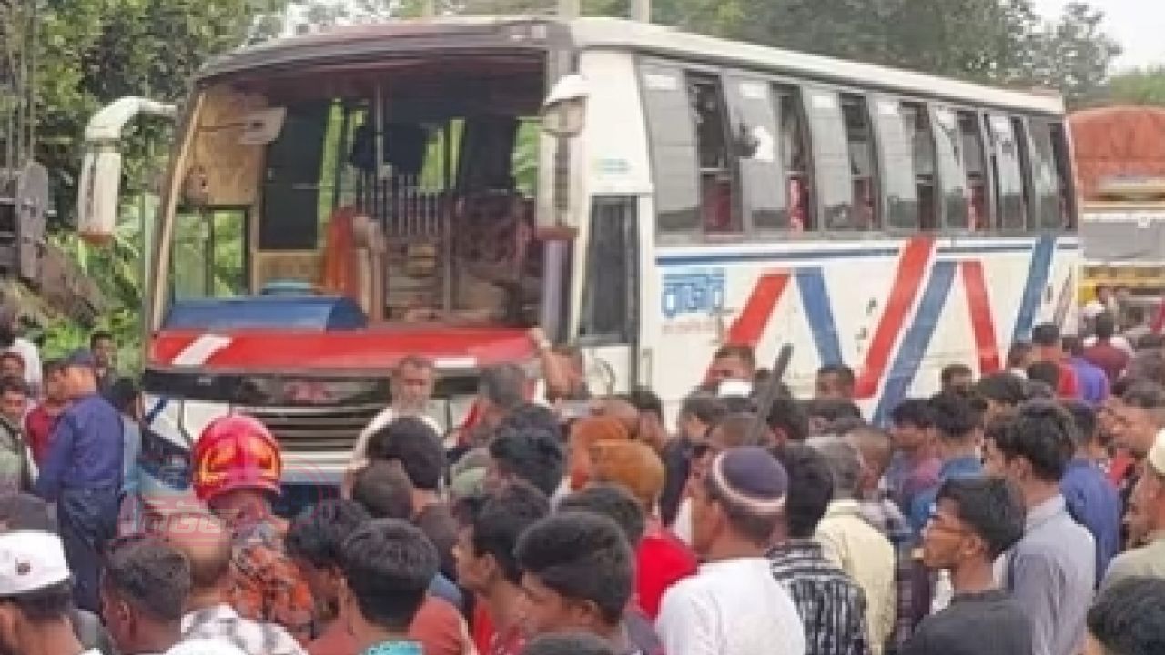 ময়মনসিংহে বাস-সিএনজি অটোরিকশার সংঘর্ষে শিশুসহ নিহত ৭ জন